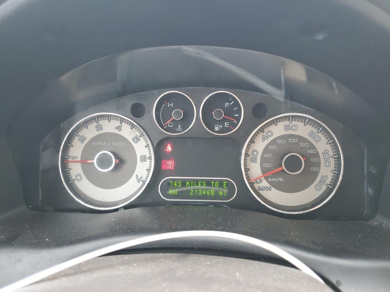 1FMDK07WX8GA45855 2008 Ford Taurus X Eddie Bauer