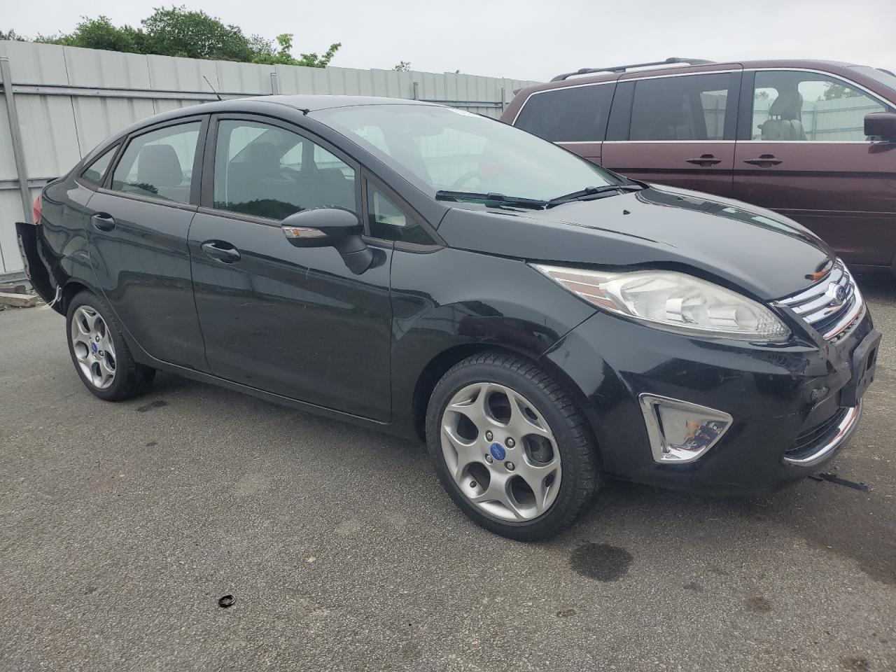 3FADP4CJ2CM106563 2012 Ford Fiesta Sel