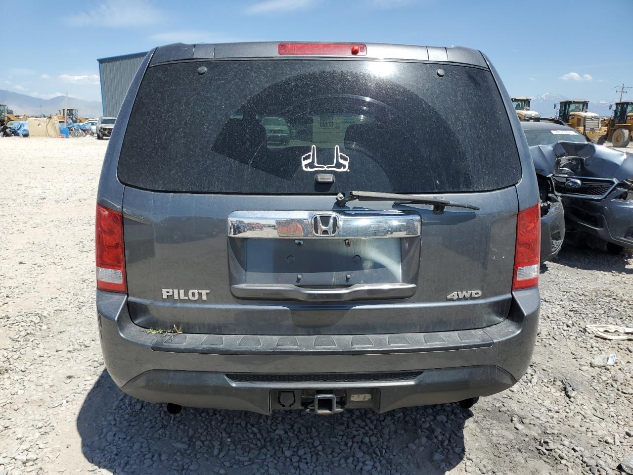 5FNYF4H24CB027108 2012 Honda Pilot Lx