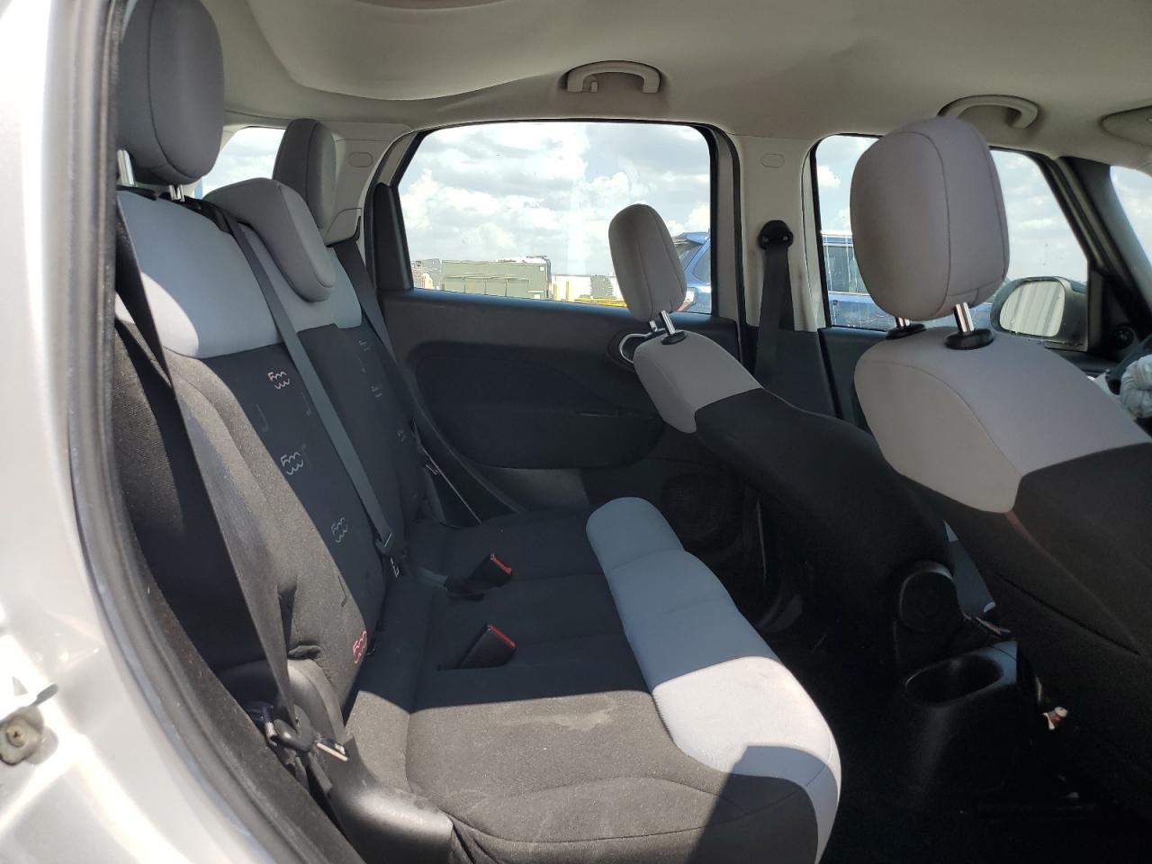 ZFBCFAAHXGZ038270 2016 Fiat 500L Pop