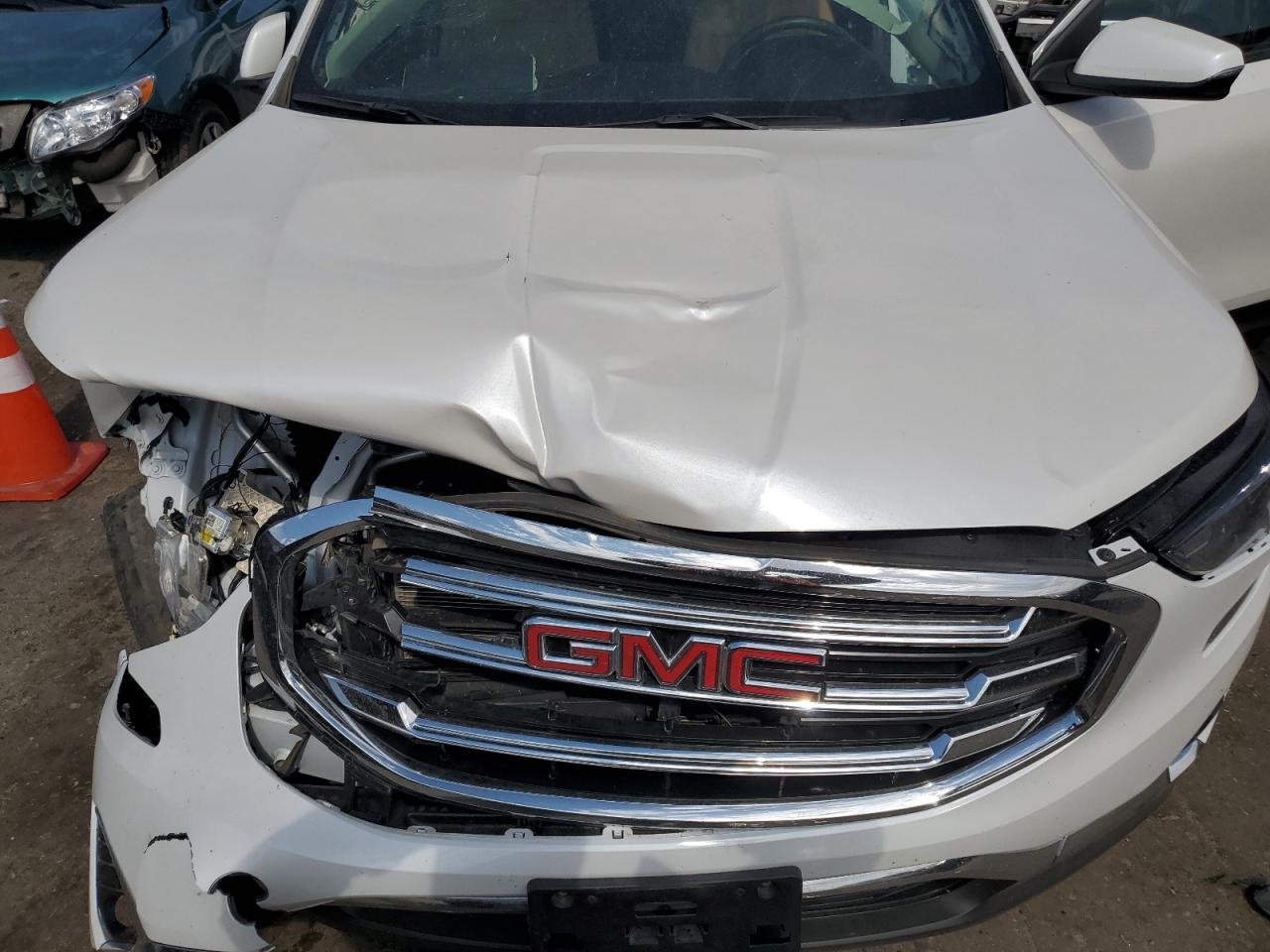 3GKALVEVXML355994 2021 GMC Terrain Slt