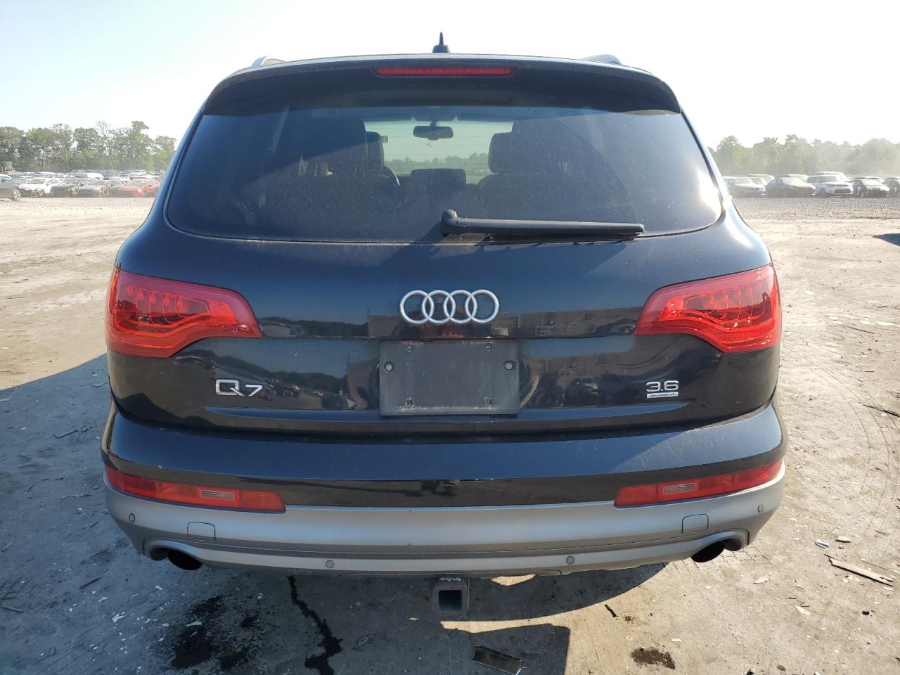 WA1LYAFE7AD005330 2010 Audi Q7 Premium Plus