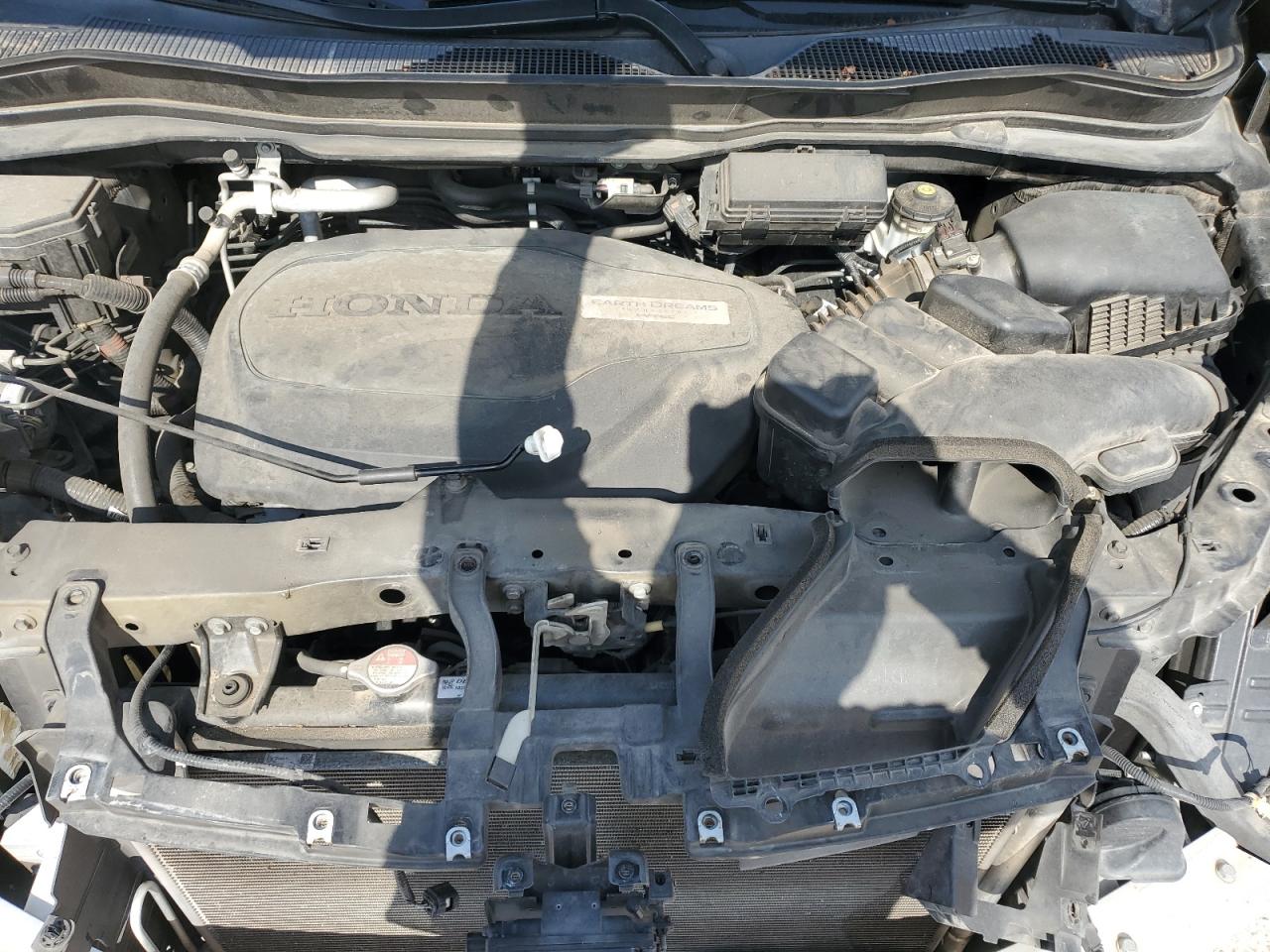 5FNYF6H99GB097153 2016 Honda Pilot Touring