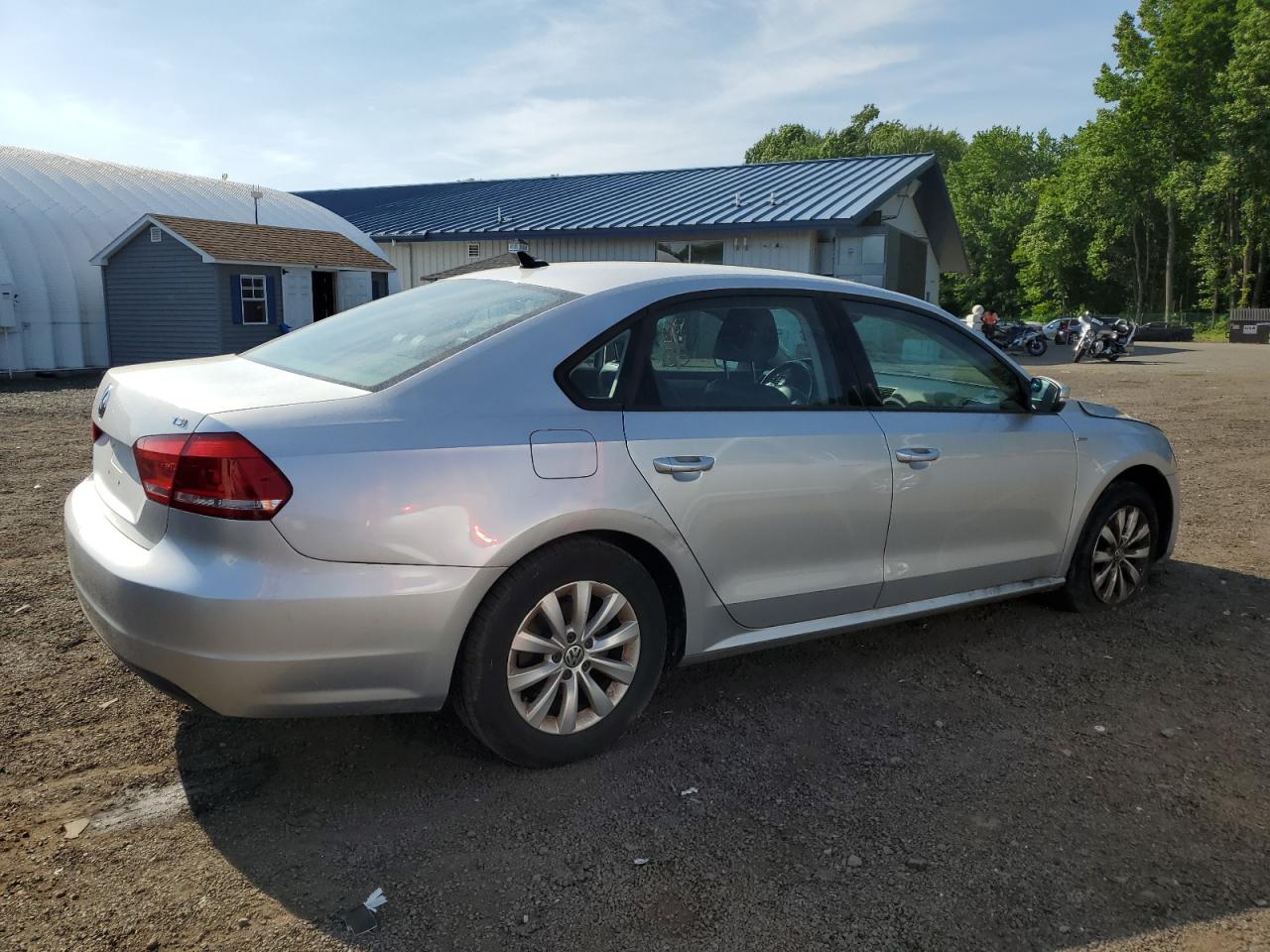 2014 Volkswagen Passat S vin: 1VWAT7A34EC080161