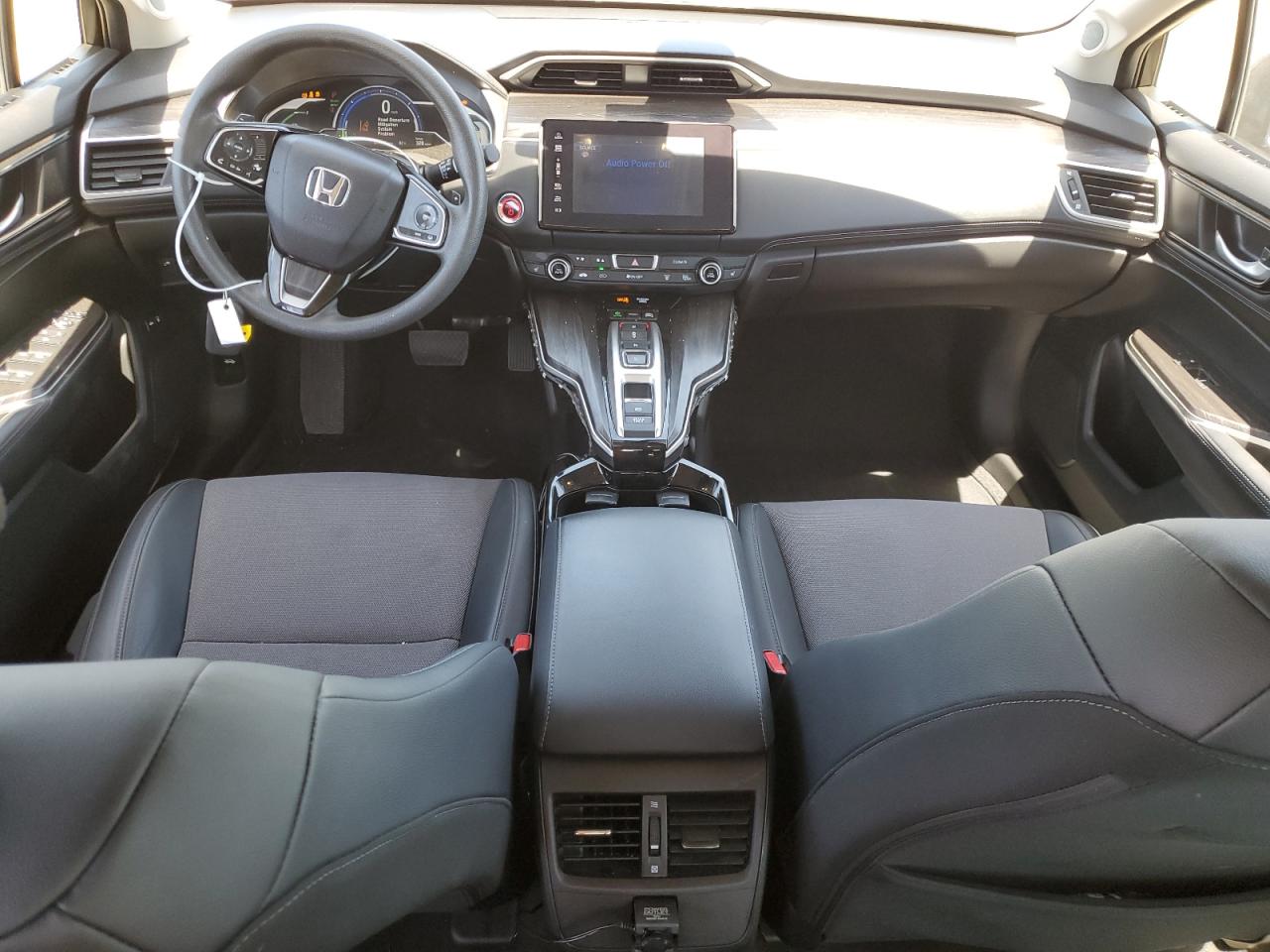 JHMZC5F17JC017811 2018 Honda Clarity