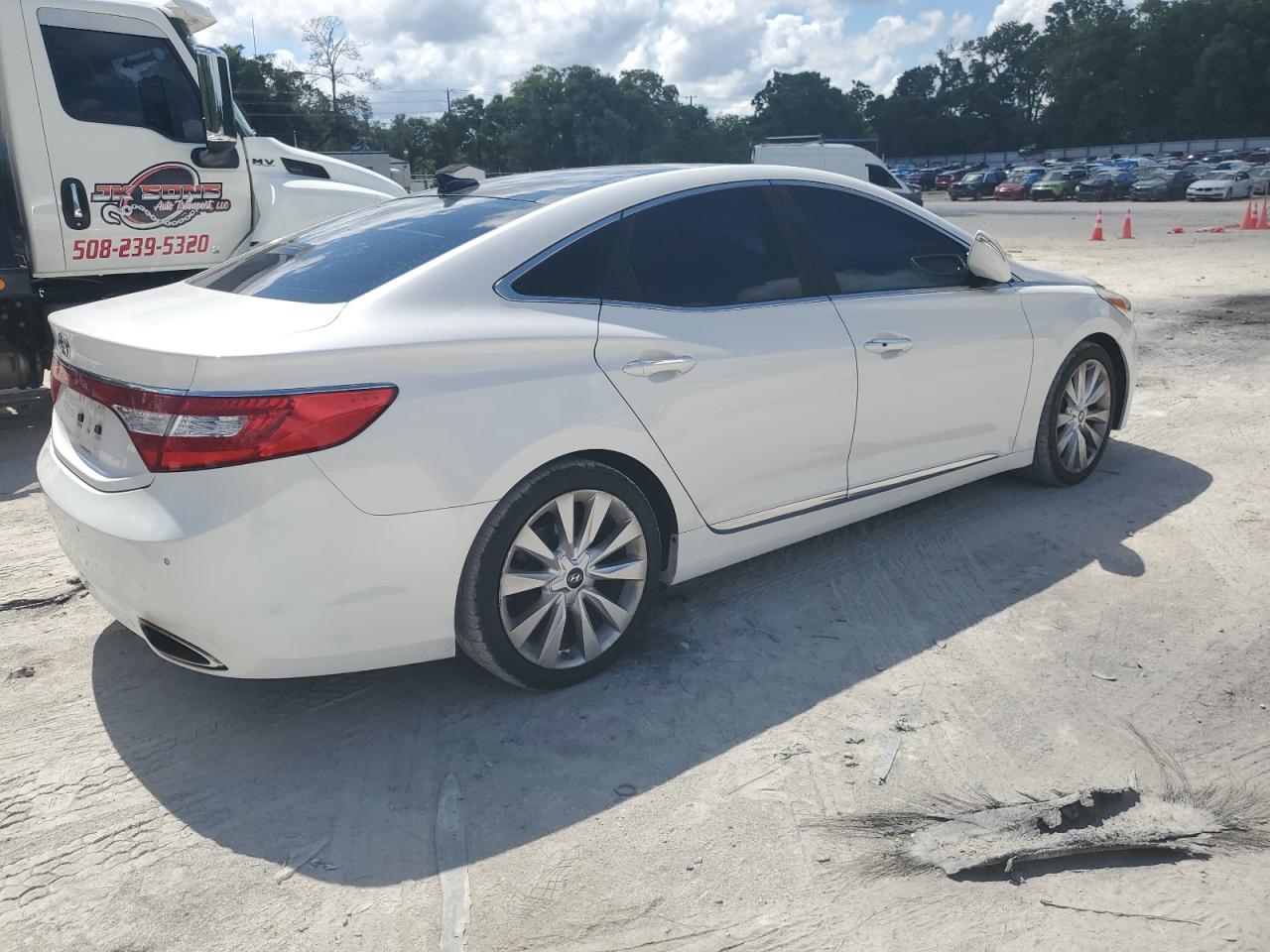 KMHFH4JG2DA296981 2013 Hyundai Azera Gls