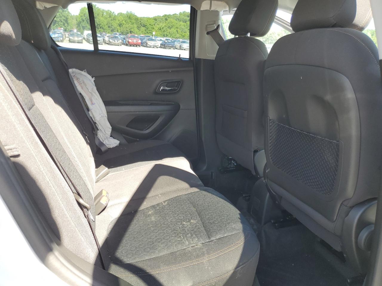 KL7CJKSB5LB092569 2020 Chevrolet Trax Ls