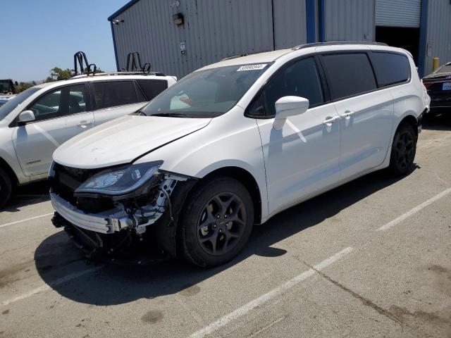 2C4RC1EG6JR311465 | 2018 Chrysler pacifica touring l plus