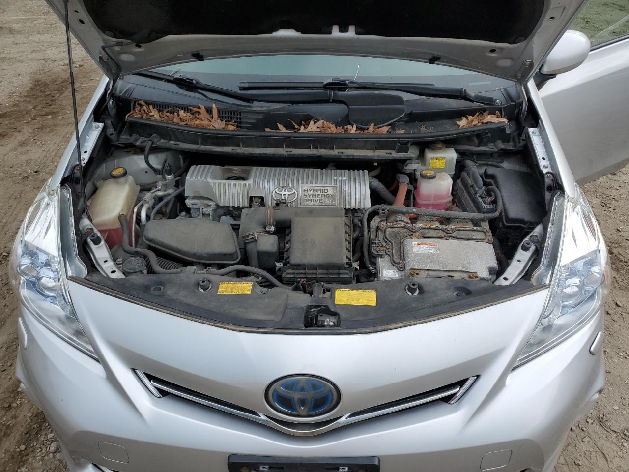 JTDZN3EU2C3019318 2012 Toyota Prius V