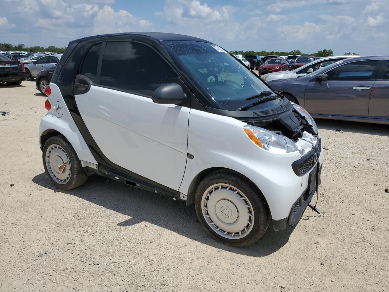 2015 Smart Fortwo Pure vin: WMEEJ3BA2FK802364