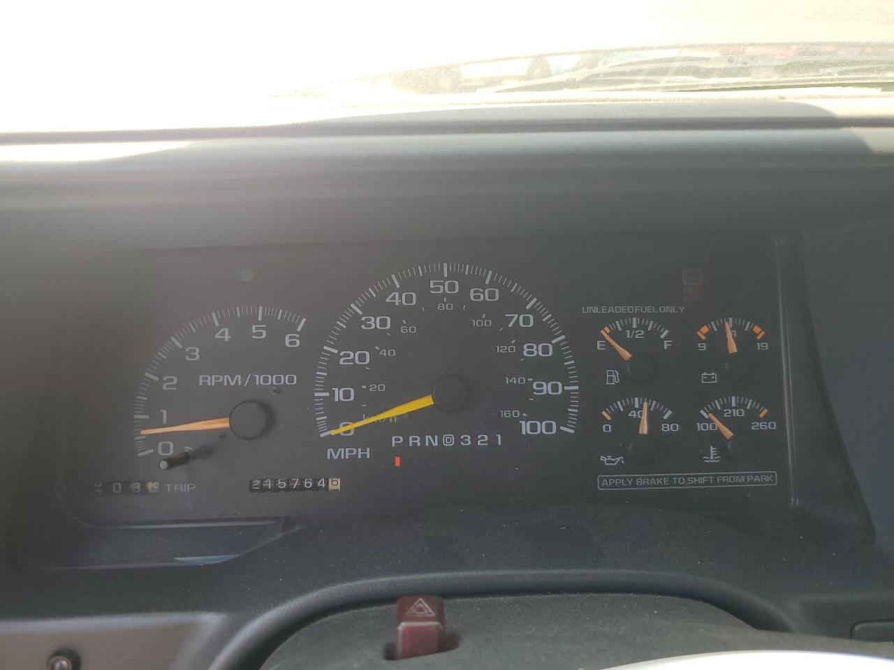 1GNEK13R9YR155094 2000 Chevrolet Tahoe K1500