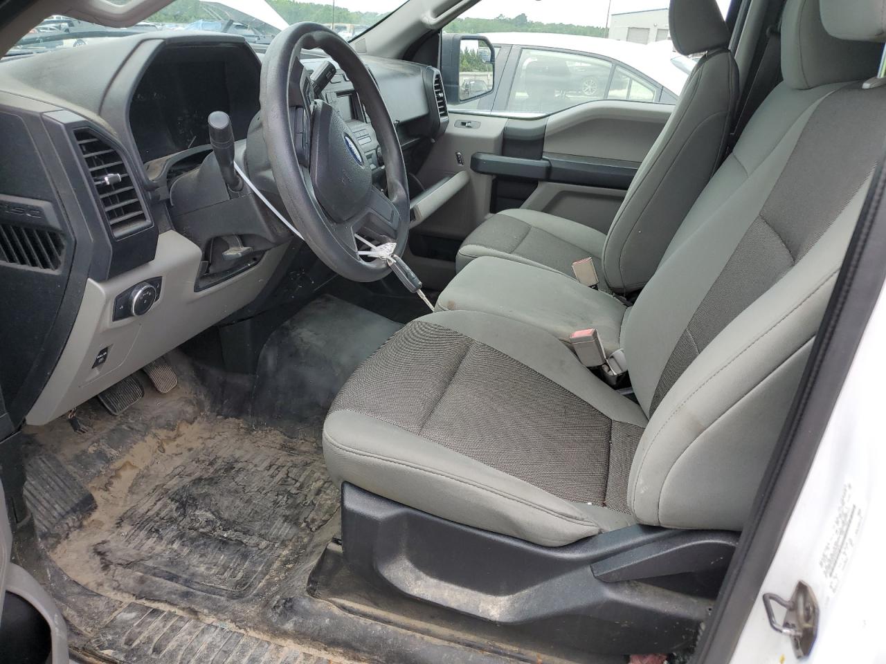 1FTMF1CB5JKD47235 2018 Ford F150 1FTMF1CB5JKD47235 2018 Ford F150