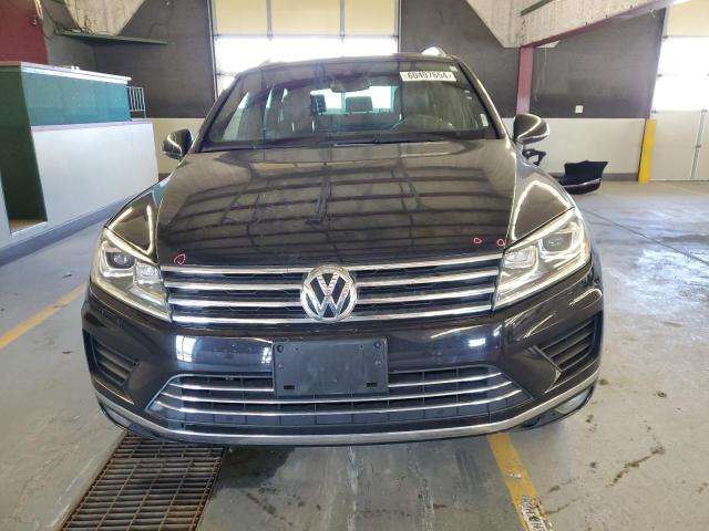 2017 VOLKSWAGEN TOUAREG WO WVGRF7BP5HD004568