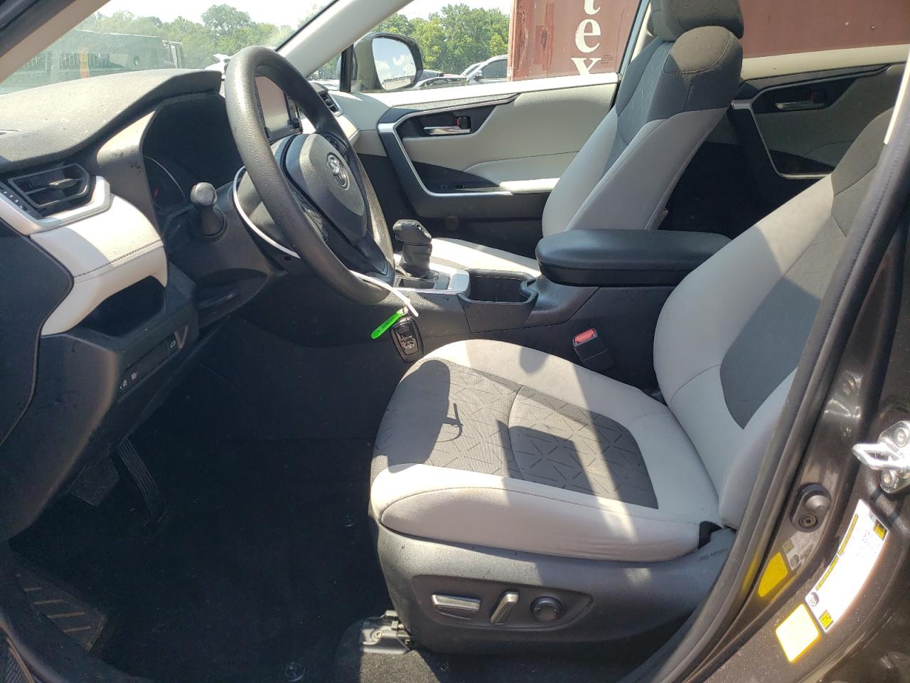 2T3W1RFV7NC184114 2022 Toyota Rav4 Xle