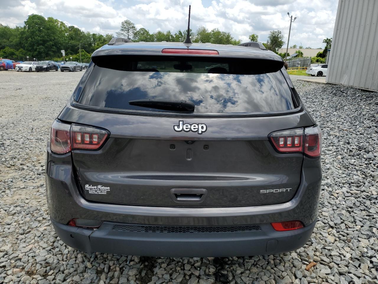 3C4NJCAB0JT227696 2018 Jeep Compass Sport