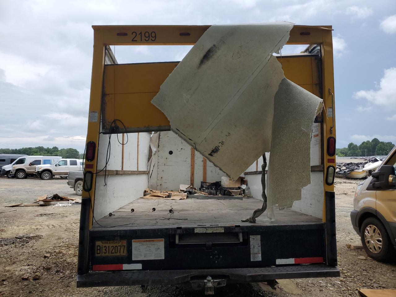 1GD374CG8B1902199 2011 GMC Savana Cutaway G3500