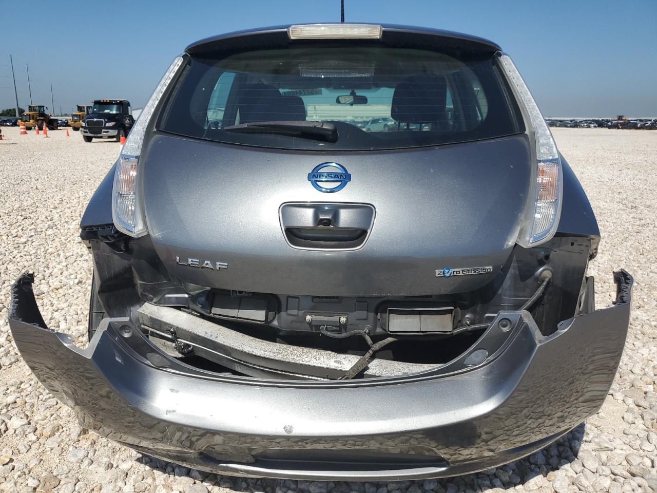 1N4AZ0CP8FC316861 2015 Nissan Leaf S