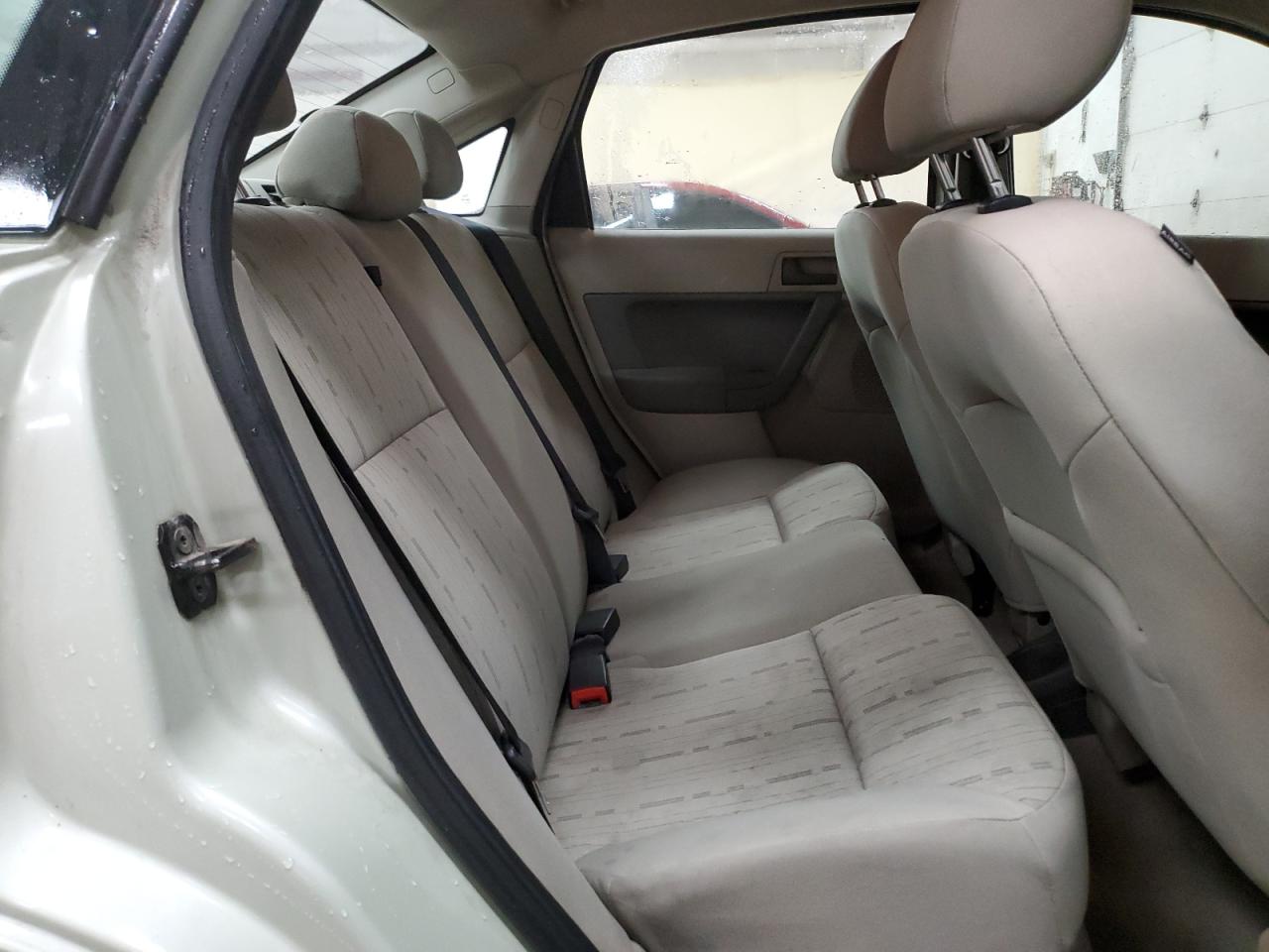 1FAHP3FN5AW154548 2010 Ford Focus Se