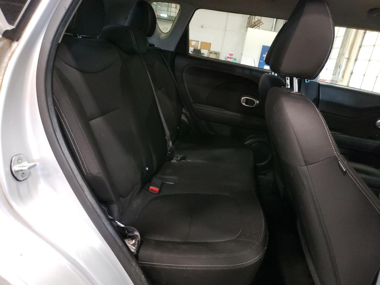 KNDJN2A23G7828059 2016 Kia Soul