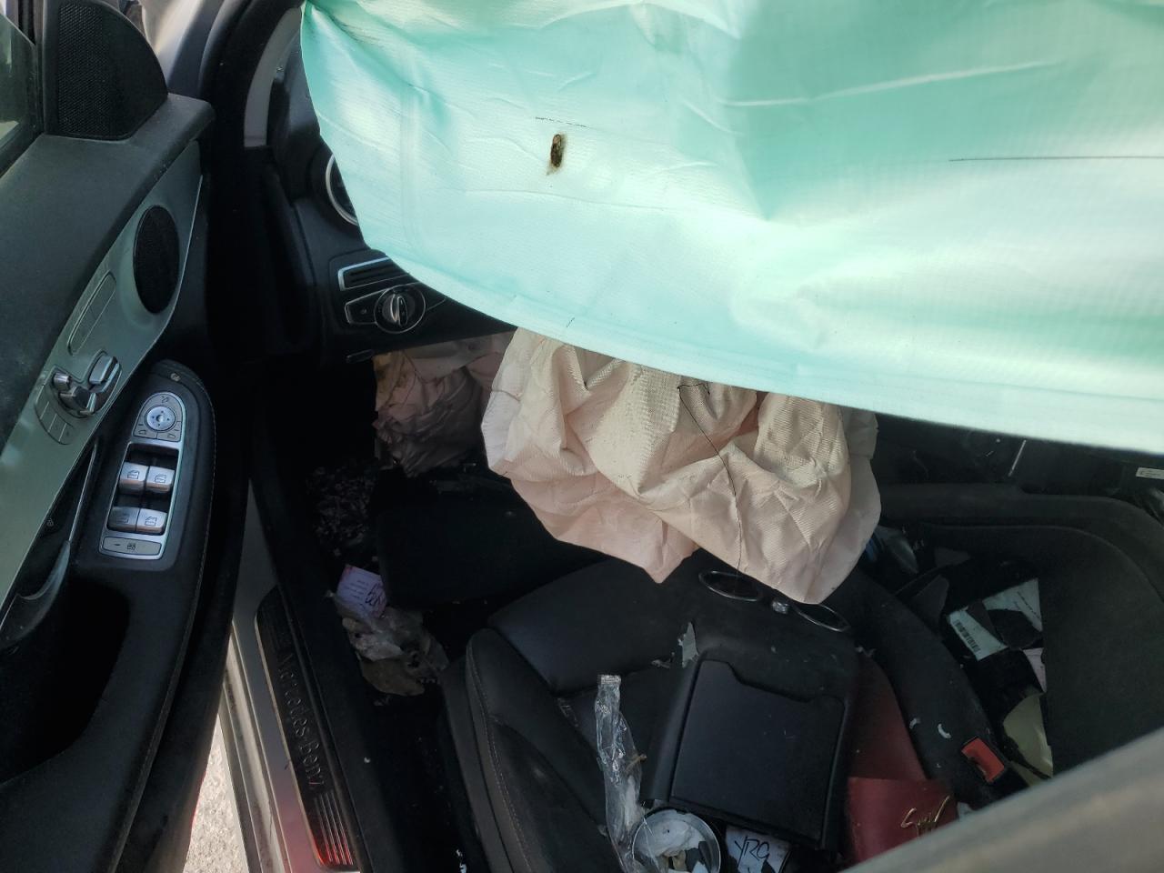 55SWF4JB7GU175775 2016 Mercedes-Benz C 300