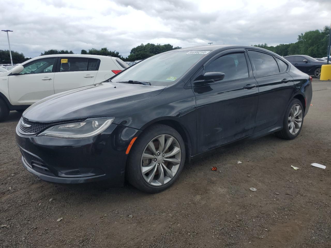 2015 Chrysler 200 S vin: 1C3CCCBG1FN588359