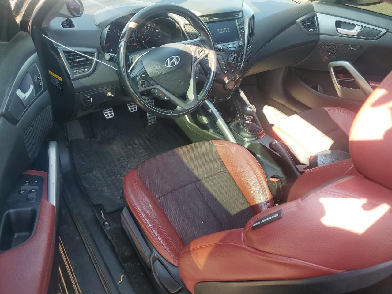 KMHTC6AE7FU227877 2015 Hyundai Veloster Turbo