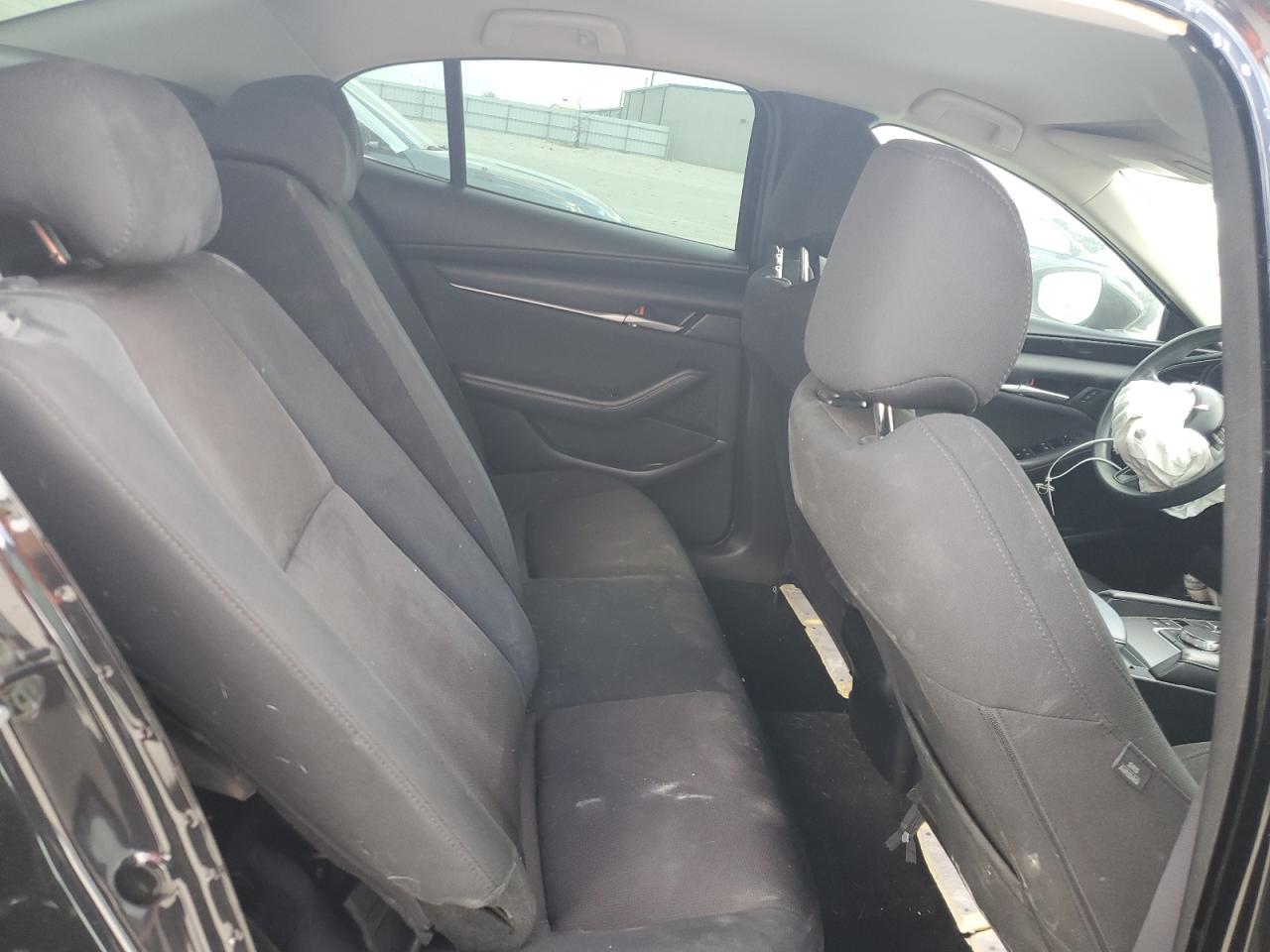 3MZBPAA77NM301226 2022 Mazda 3