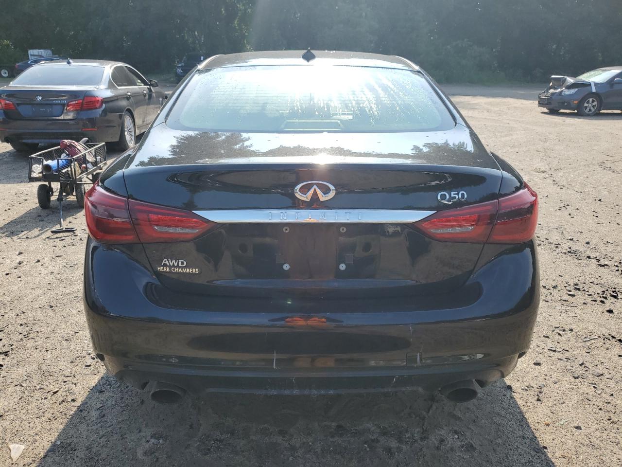 2018 Infiniti Q50 Luxe vin: JN1EV7AR9JM432807