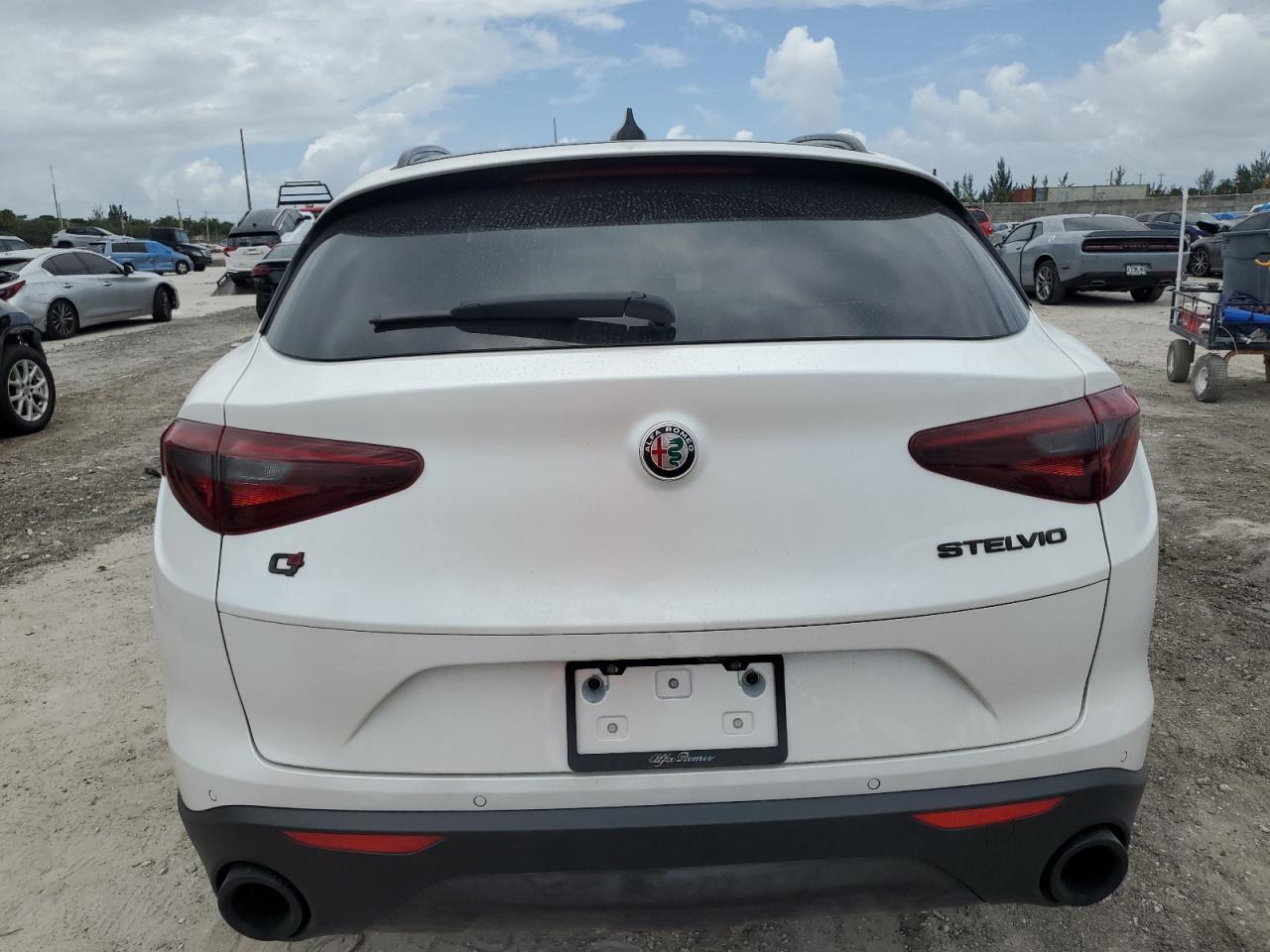 ZASPAKBN2K7C38997 2019 Alfa Romeo Stelvio Ti