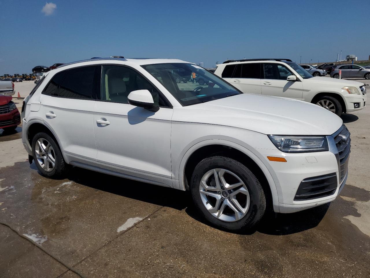 2018 Audi Q5 Premium vin: WA1ANAFYXJ2064121