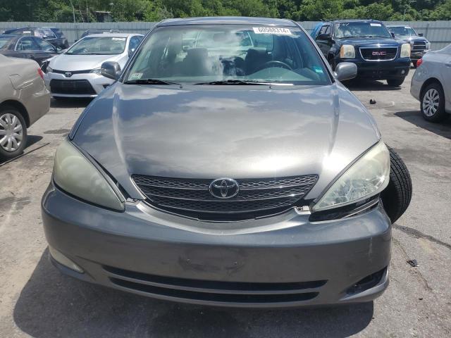 2004 Toyota Camry Le VIN: 4T1BF30K74U569724 Lot: 60588314