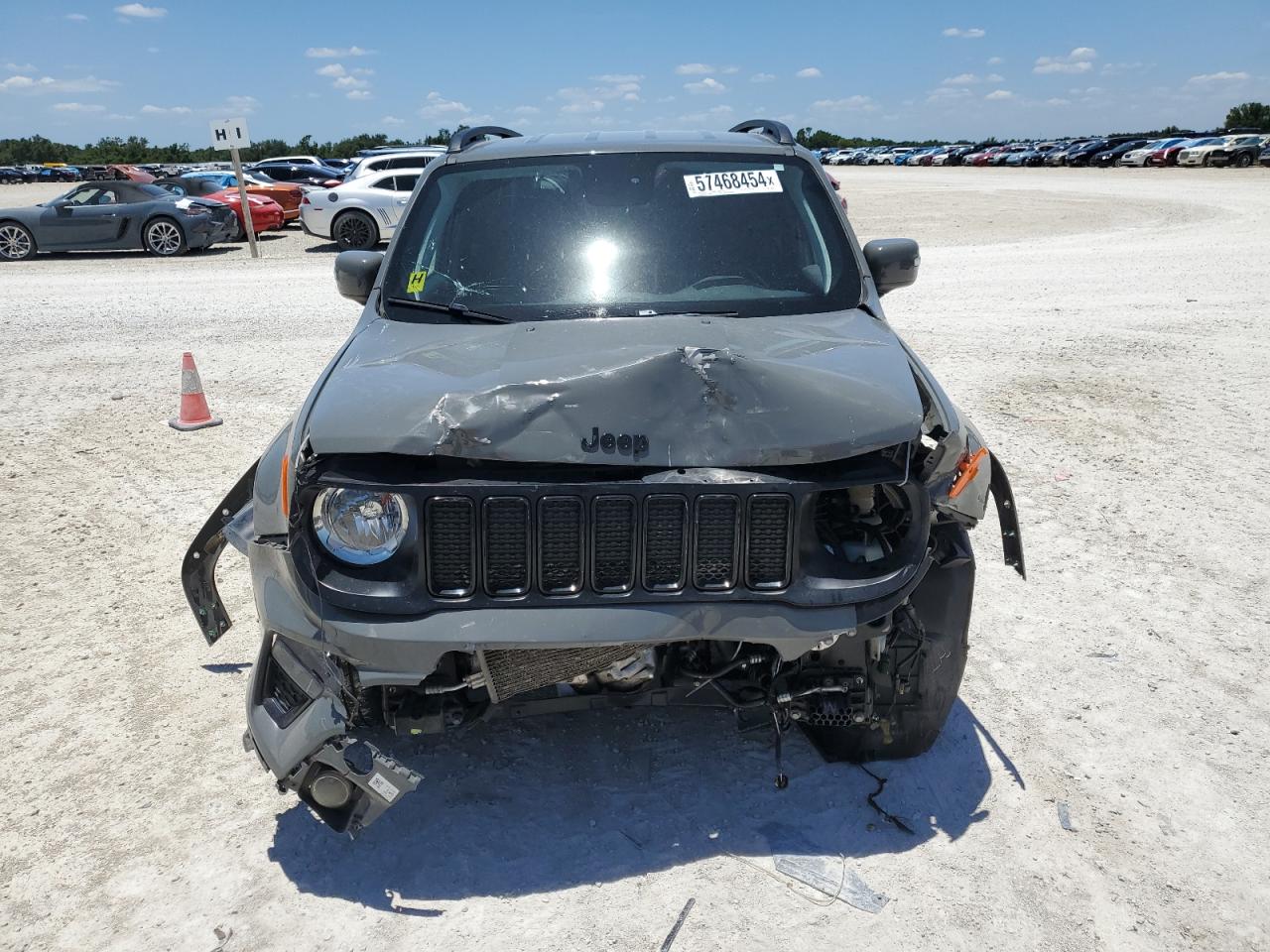 ZACNJABBXLPL80032 2020 Jeep Renegade Latitude