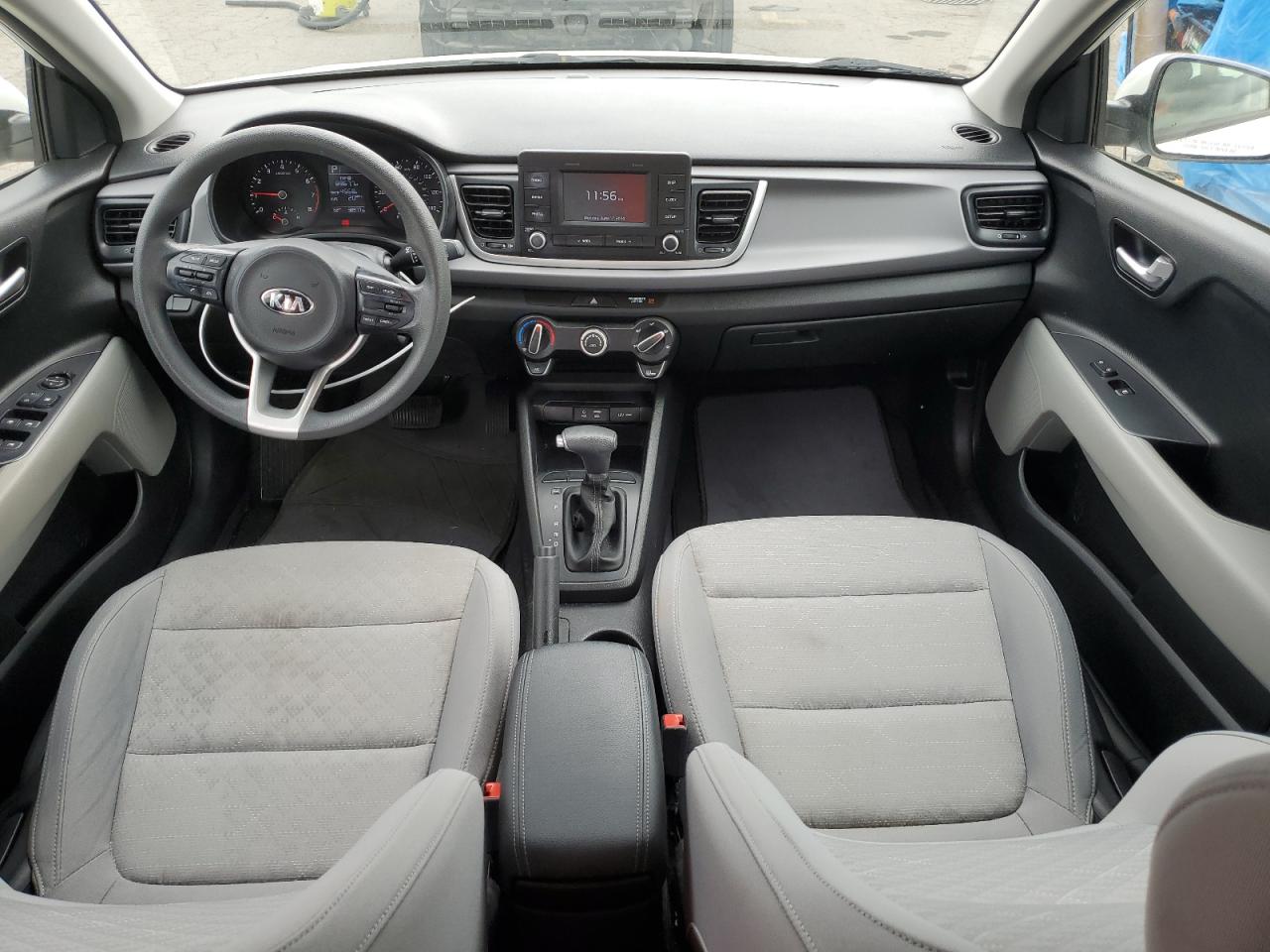 3KPA25AB2JE058471 2018 Kia Rio Lx