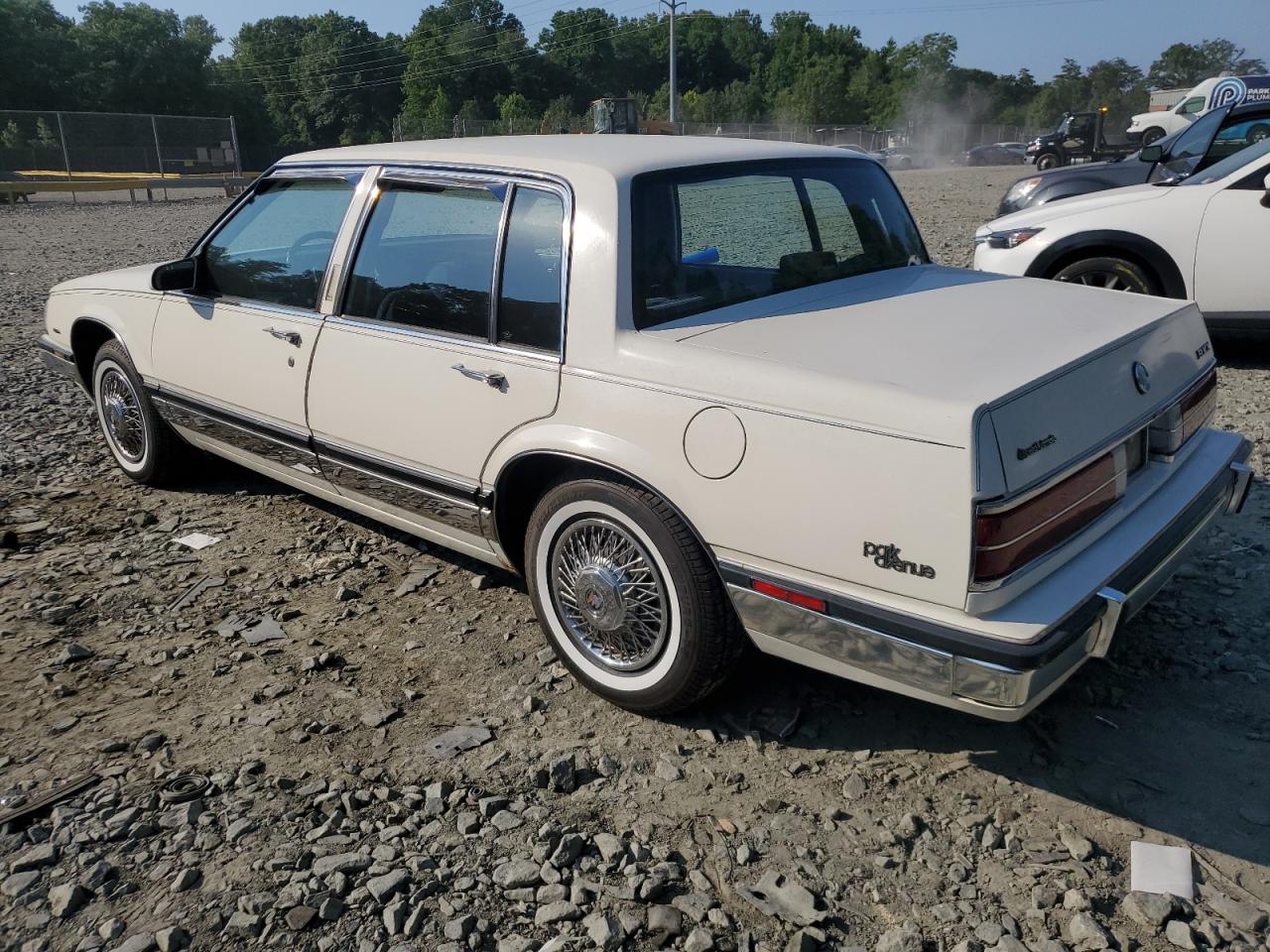 1G4CW5131H1477622 1987 Buick Electra Park Avenue