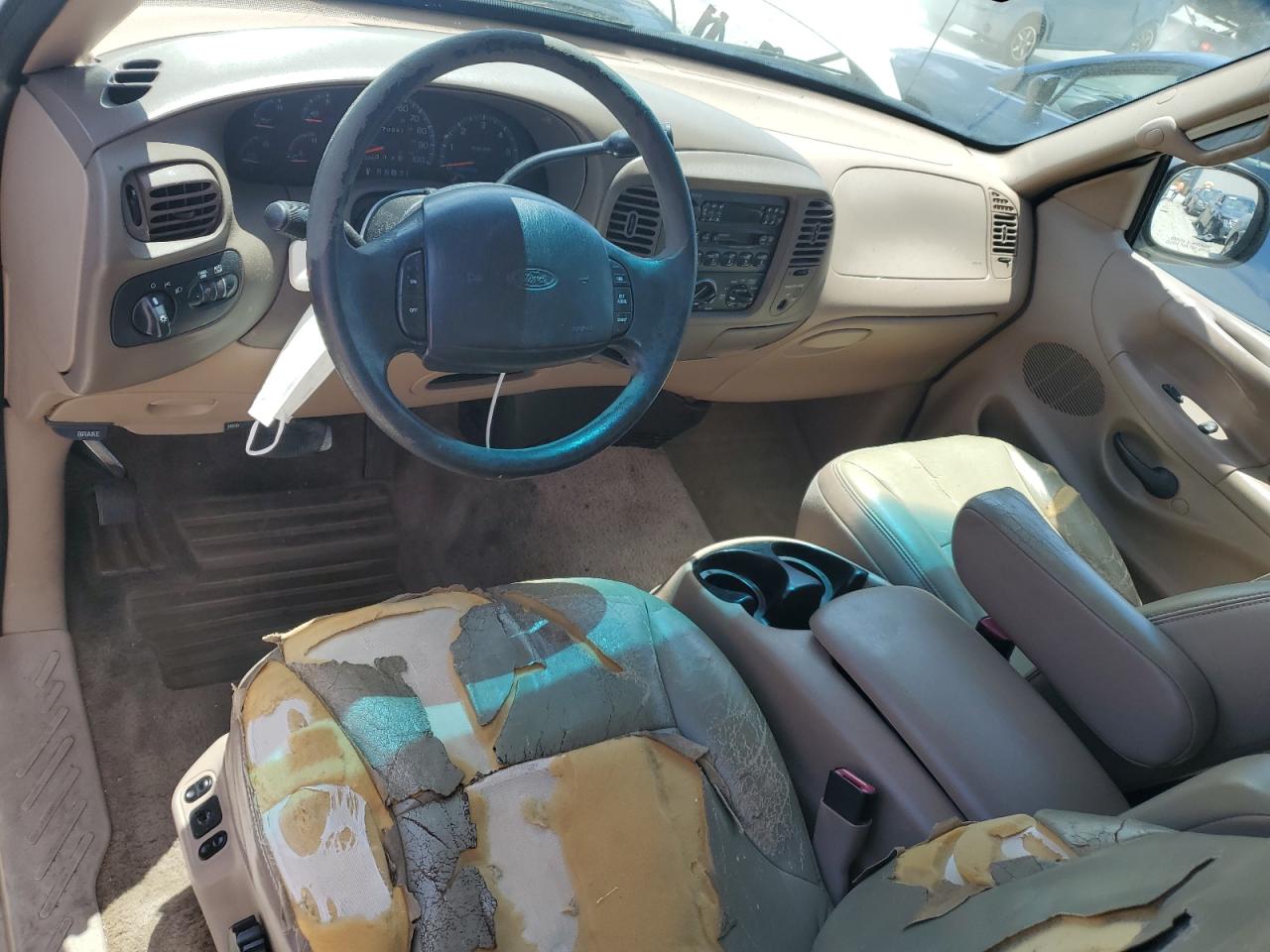 1FTDX1763VND46082 1997 Ford F150