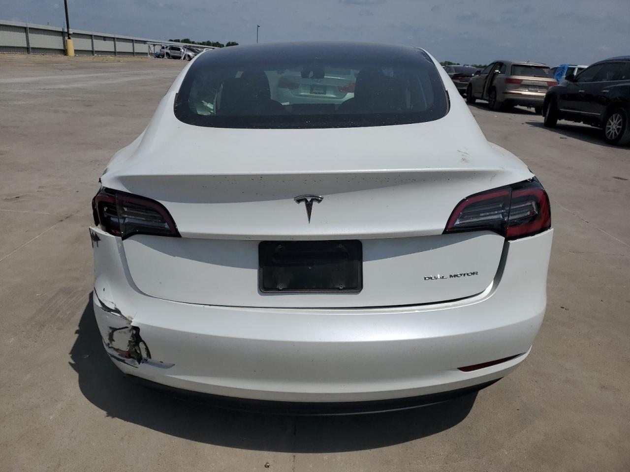 5YJ3E1EB0PF393427 2023 Tesla Model 3