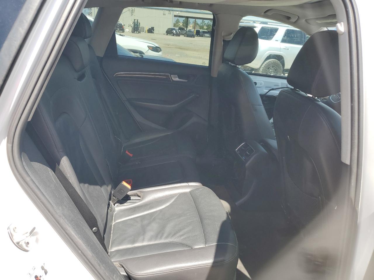 WA1C2AFP7GA121897 2016 Audi Q5 Premium