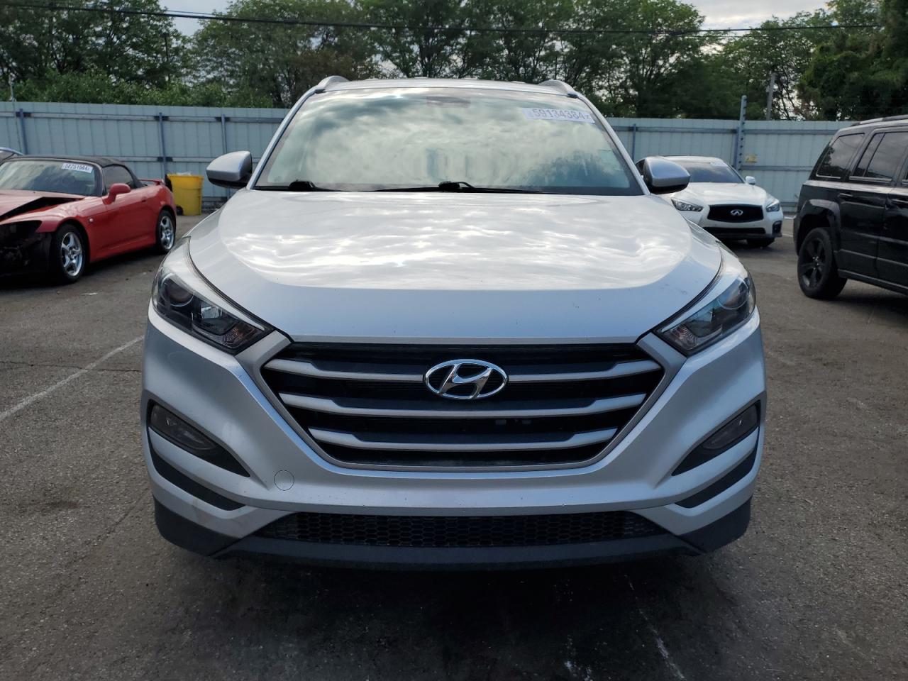 2018 Hyundai Tucson Sel vin: KM8J3CA42JU695781