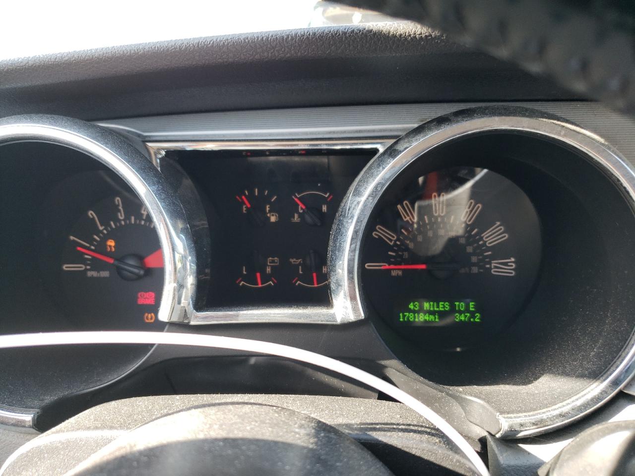 1ZVHT80N285117515 2008 Ford Mustang