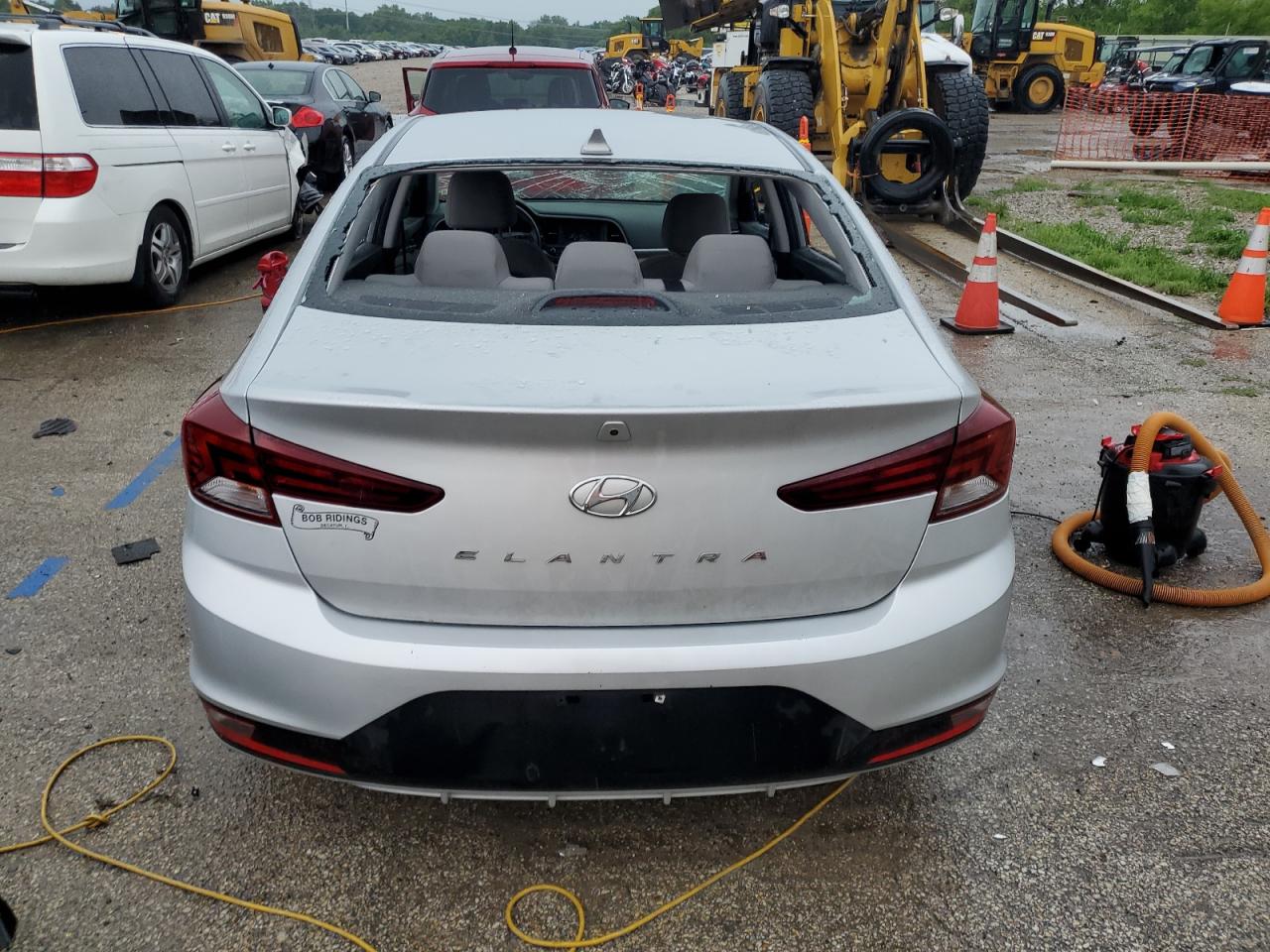 KMHD84LF2KU741923 2019 Hyundai Elantra Sel