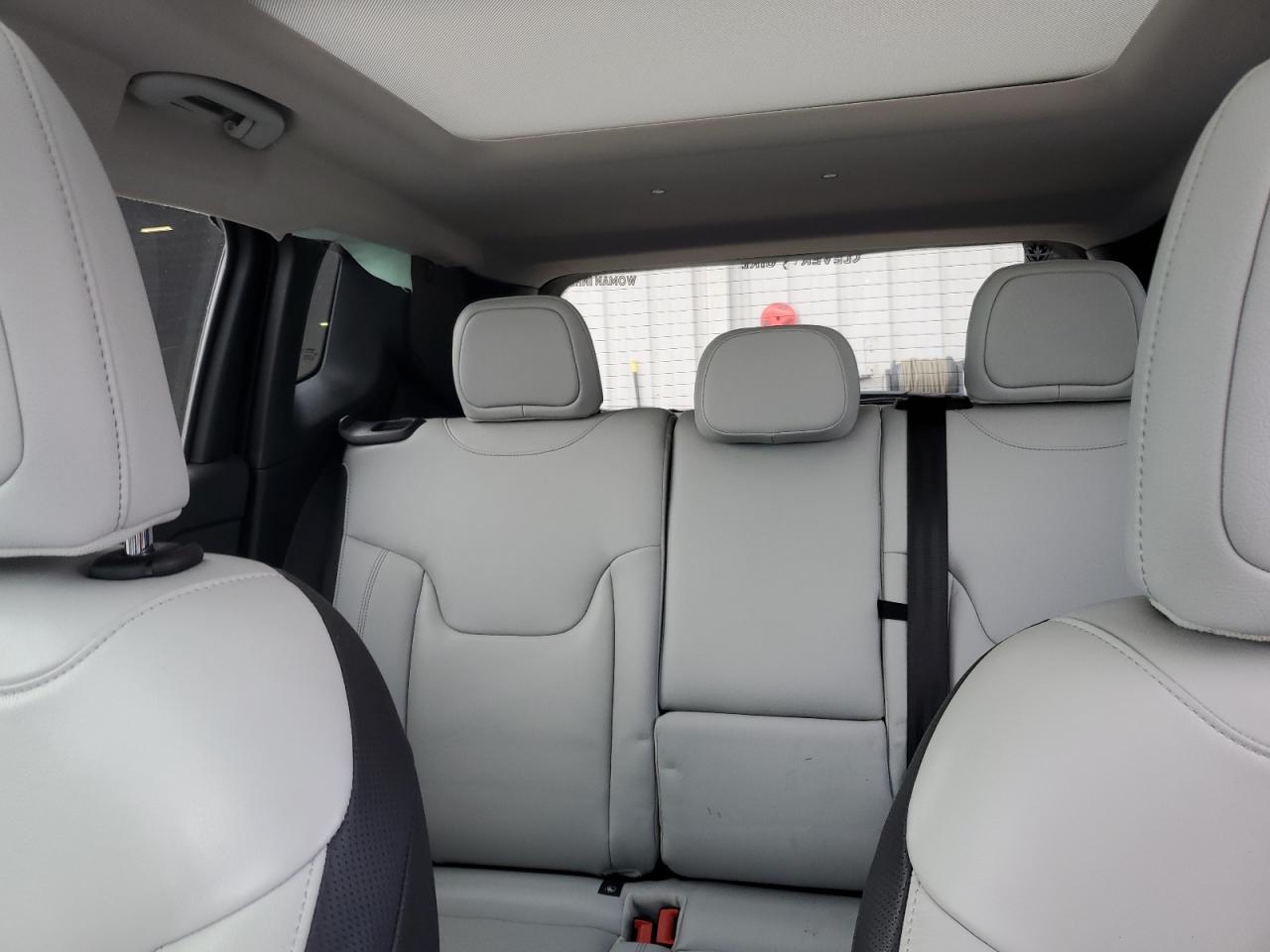 ZACNJDD18MPN28976 2021 Jeep Renegade Limited