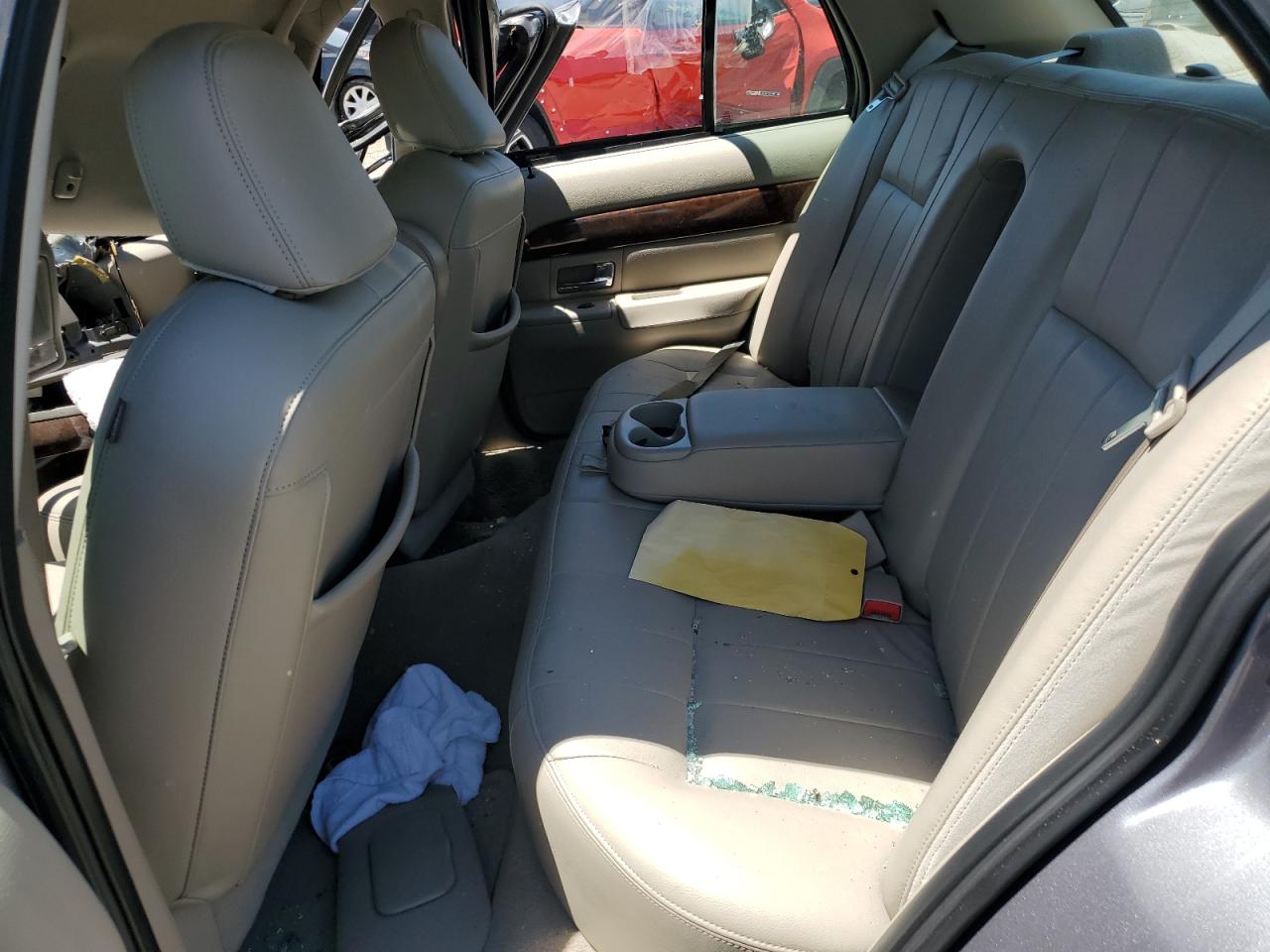 2MEHM75W86X601484 2006 Mercury Grand Marquis Ls