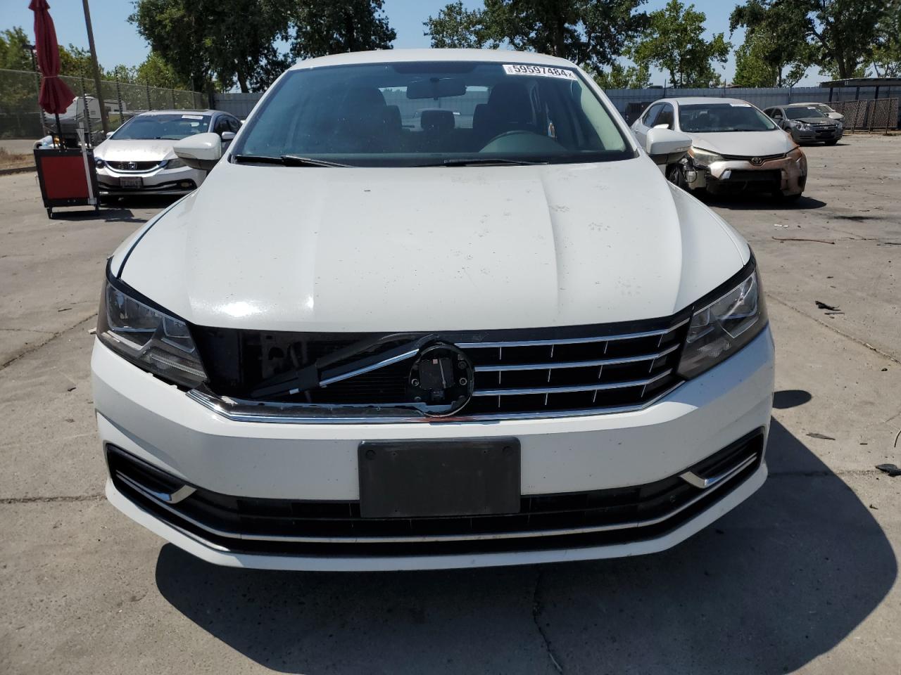 1VWAT7A39HC054949 2017 Volkswagen Passat S