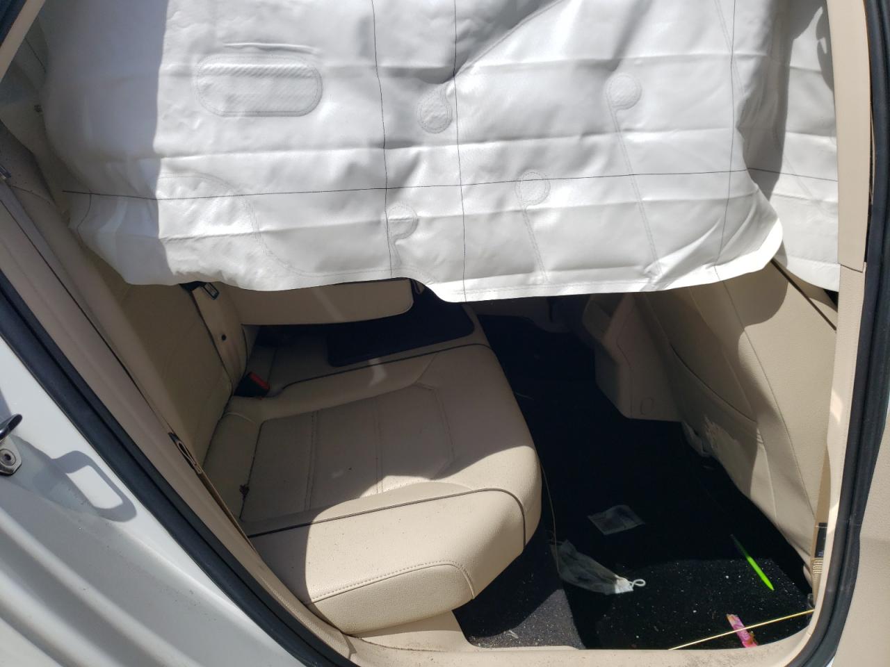 1VWDT7A36HC051973 2017 Volkswagen Passat R-Line