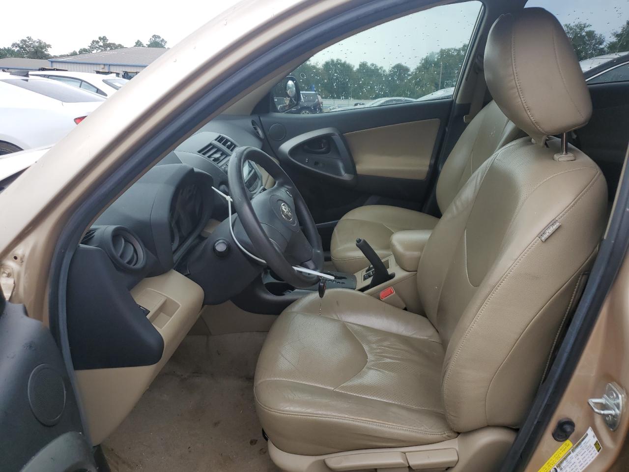 2T3ZF4DV4BW105819 2011 Toyota Rav4