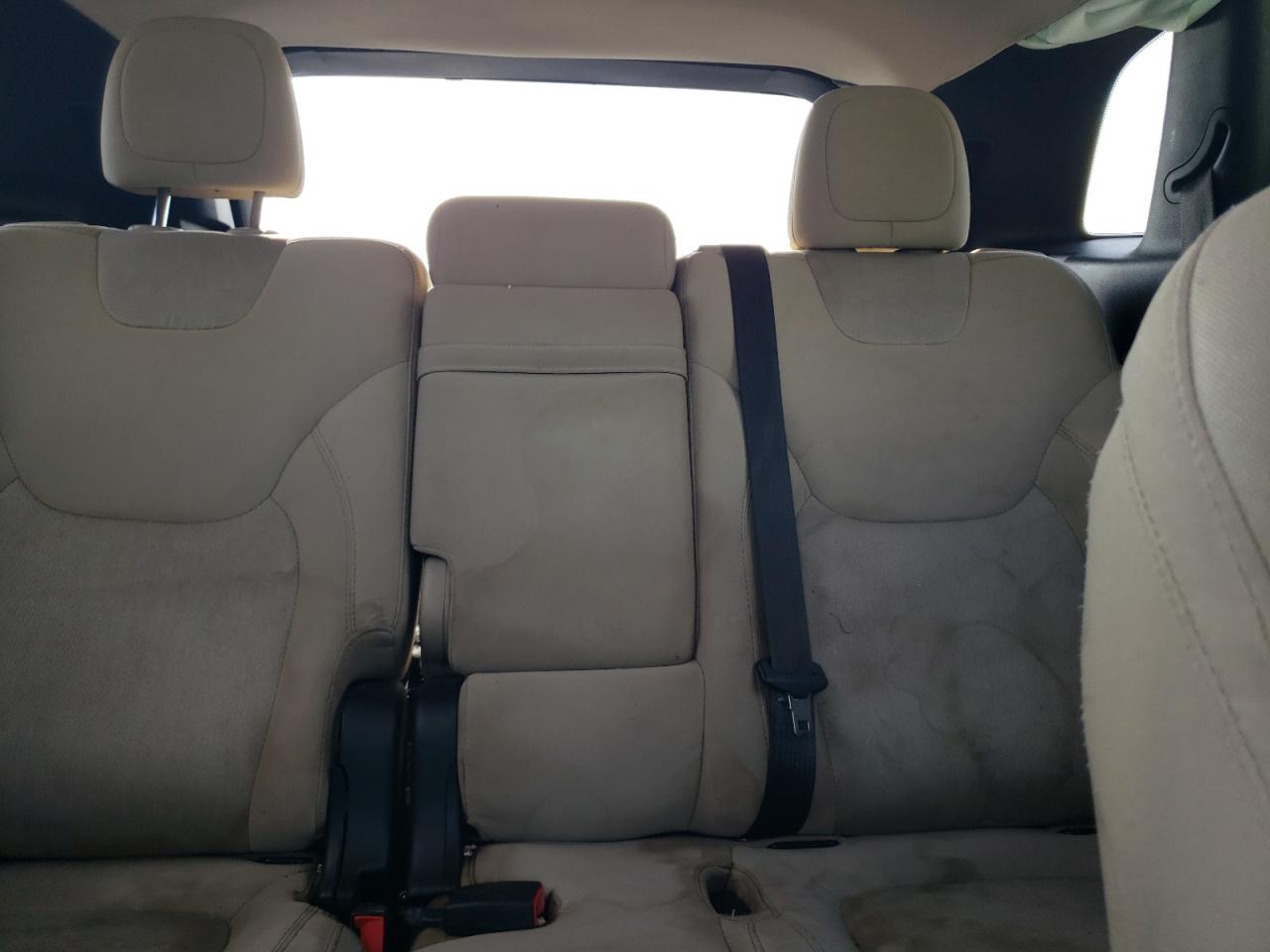 1C4PJLAB3GW238199 2016 Jeep Cherokee Sport