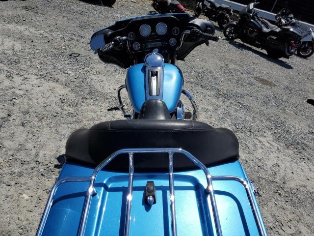 2011 HARLEY-DAVIDSON FLHTK - 1HD1KEM19BB629602