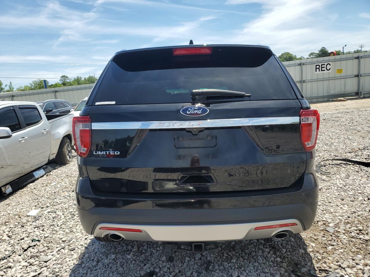 2017 Ford Explorer Limited vin: 1FM5K7F87HGB80470