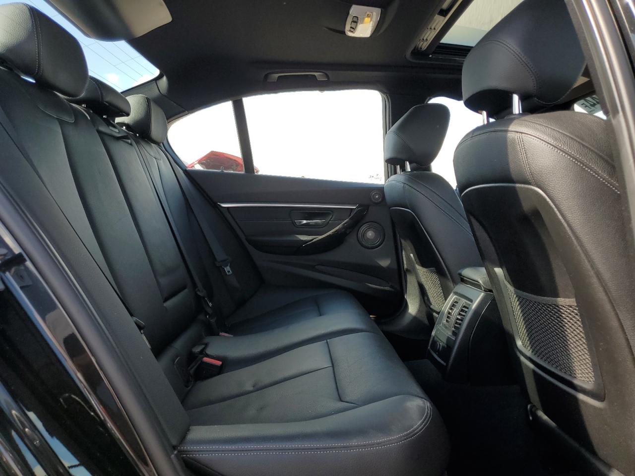 WBA8B3C39HK777651 2017 BMW 340 I