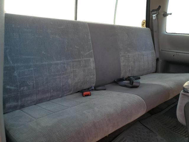 1996 Dodge Ram 2500 VIN: 1B7KF23C2TJ136850 Lot: 58581964